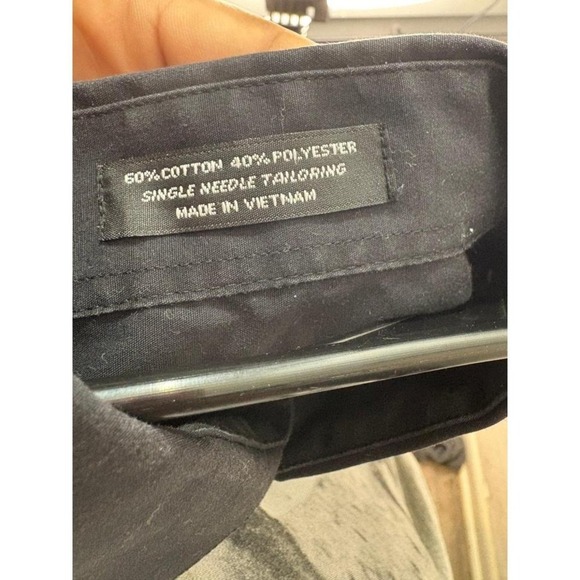 Dress Shirt Bergamo New York Men's Dress Shirt (M 15-15.5 Neck- 32/33 Sleeve - Picture 6 of 6